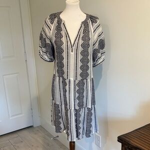 Velvet by Graham & Spencer Black and Cream Patterned Top